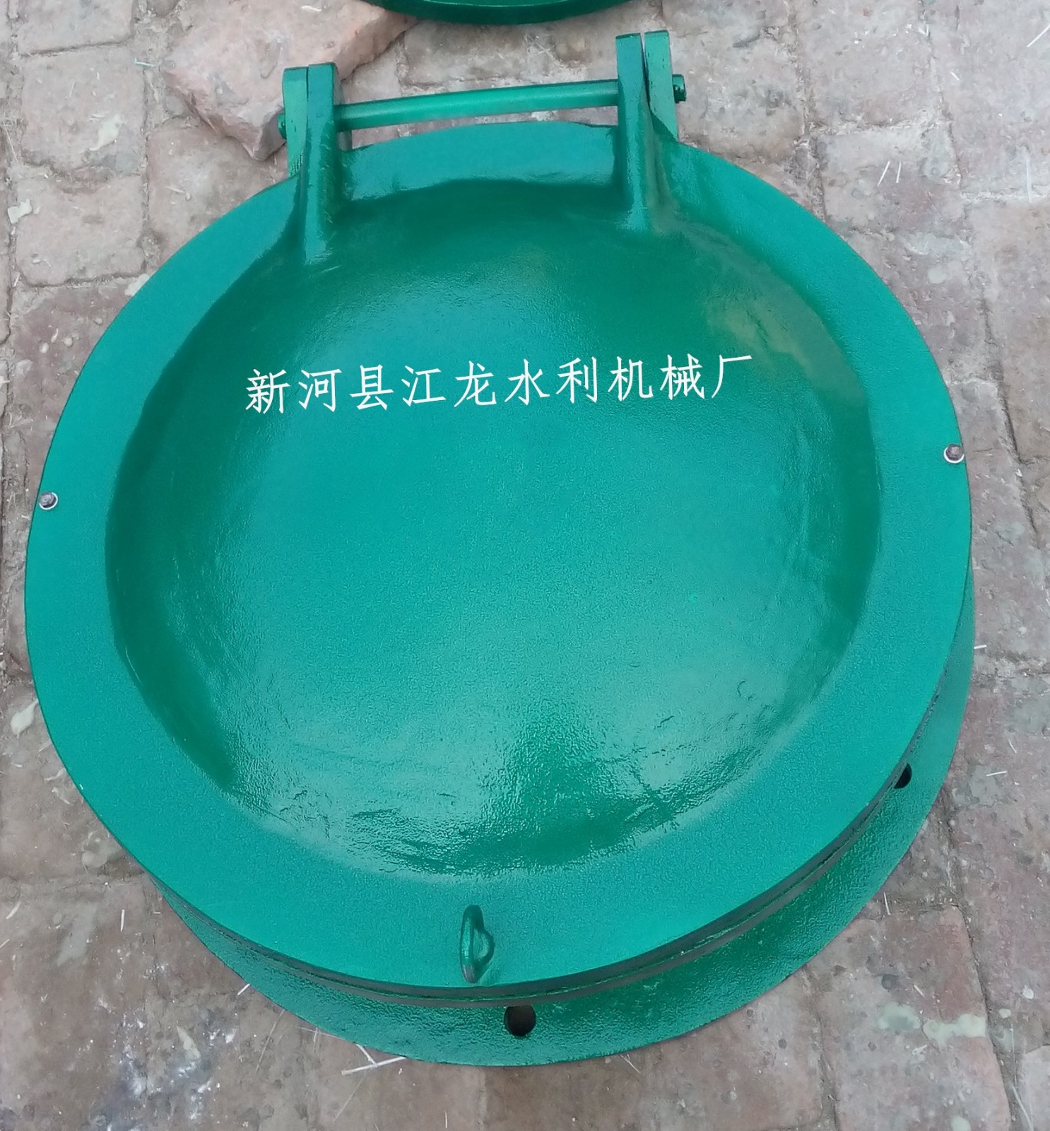 ��������T